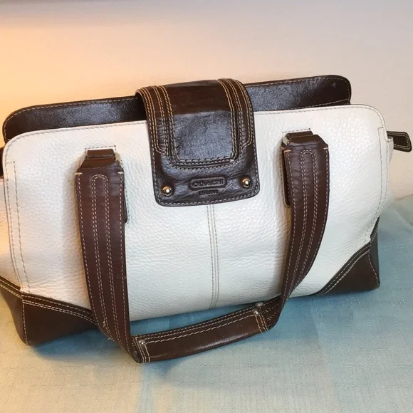 Coach Hamptons Pebble Leather White Brown Satchel - Picture 4 of 13